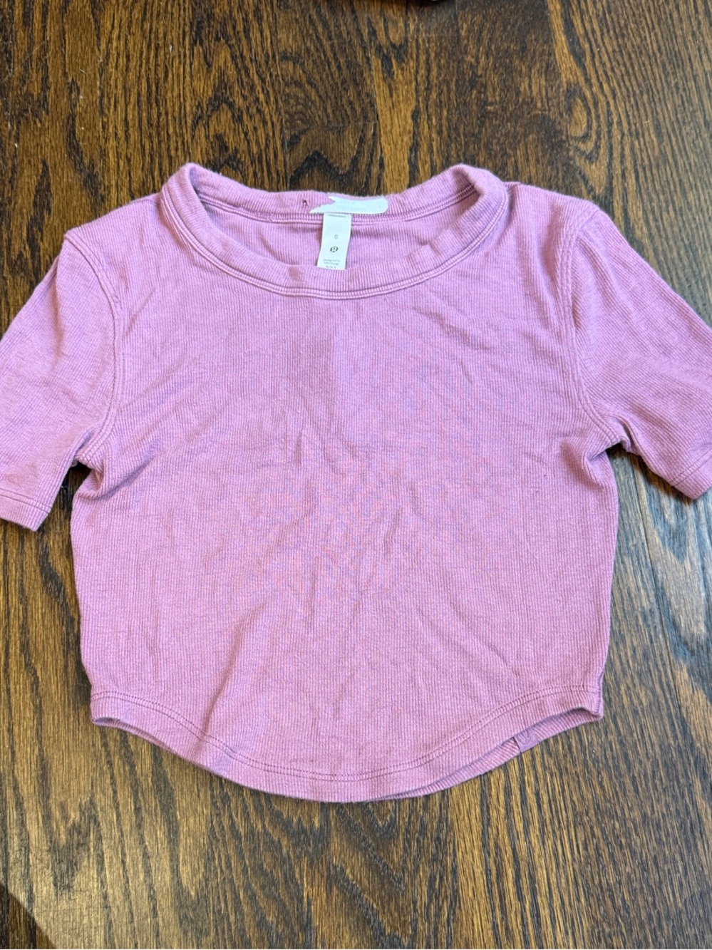Lululemon women’s size 0 dusty pink top